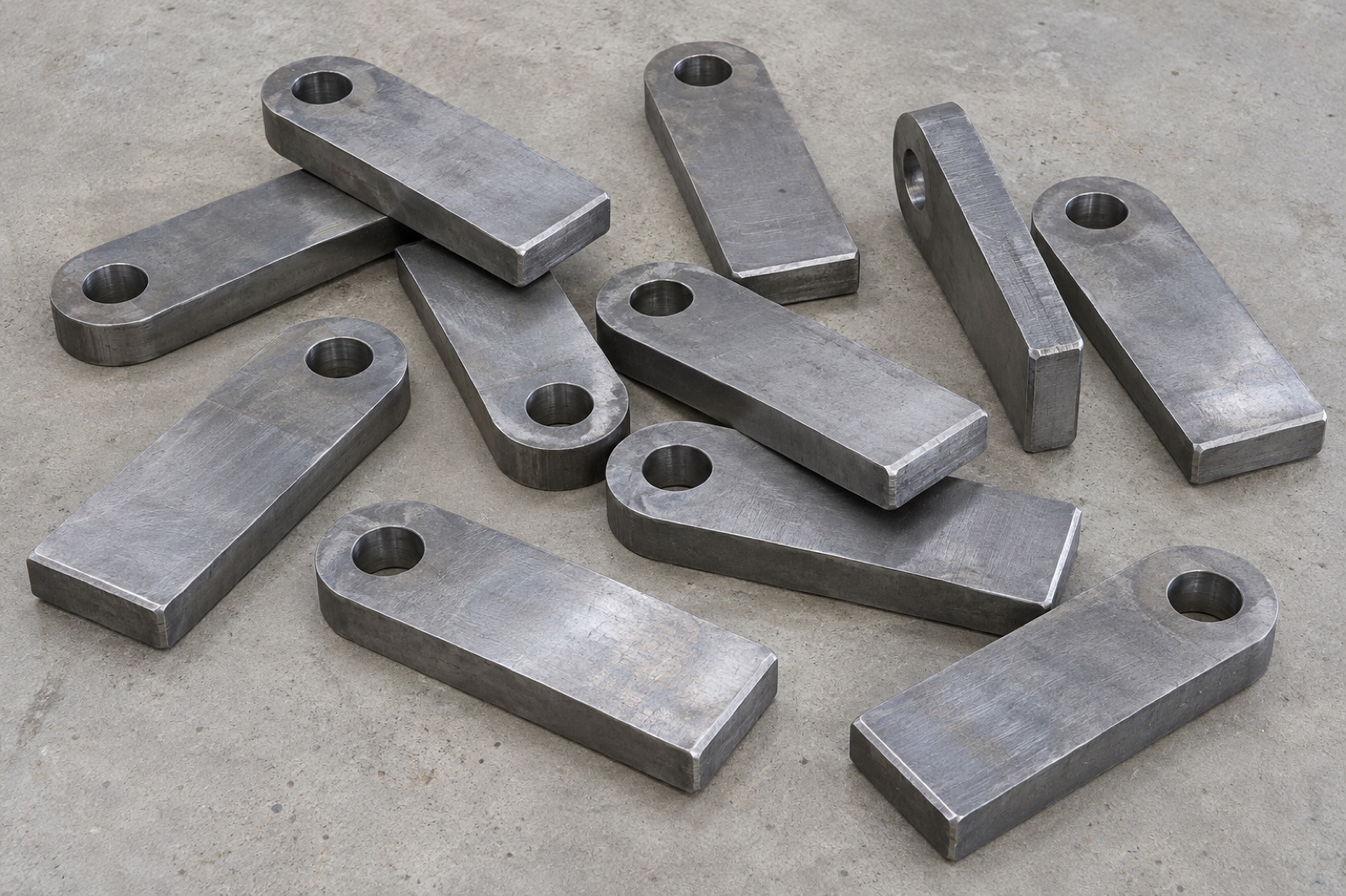 Eleven steel shredder swing hammers